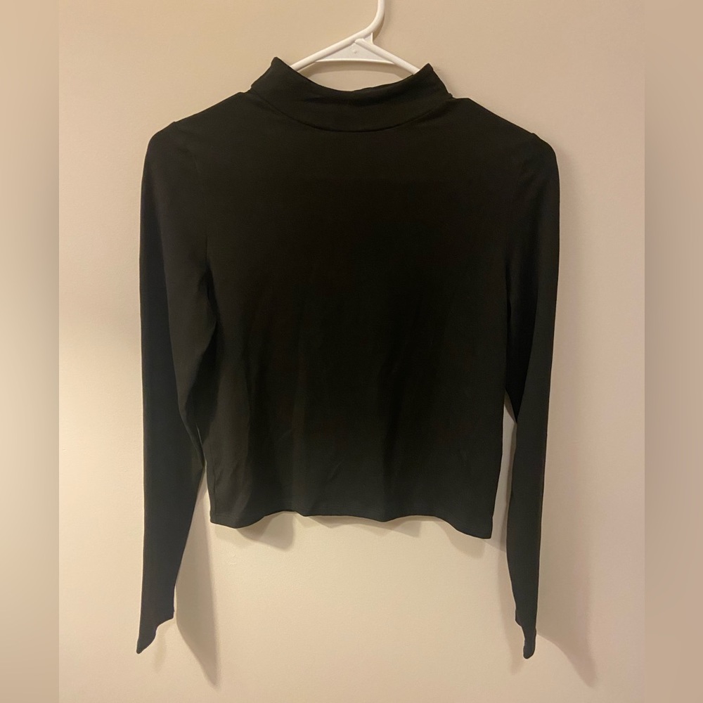 Cropped Mockneck